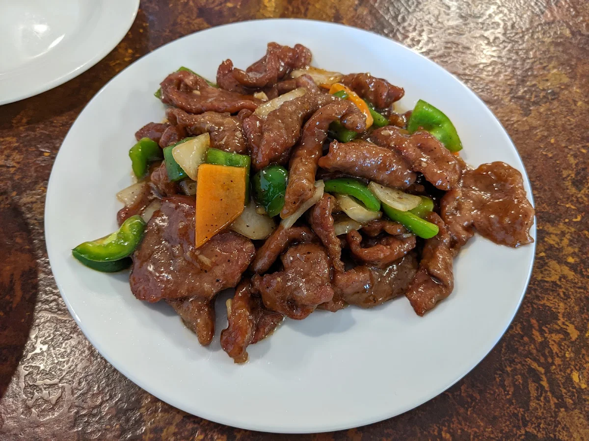 stir fried black pepper beef 黑椒牛柳